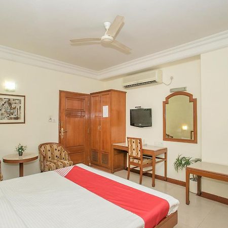 Oyo 579 Hotel Aab Bangalore Exterior photo