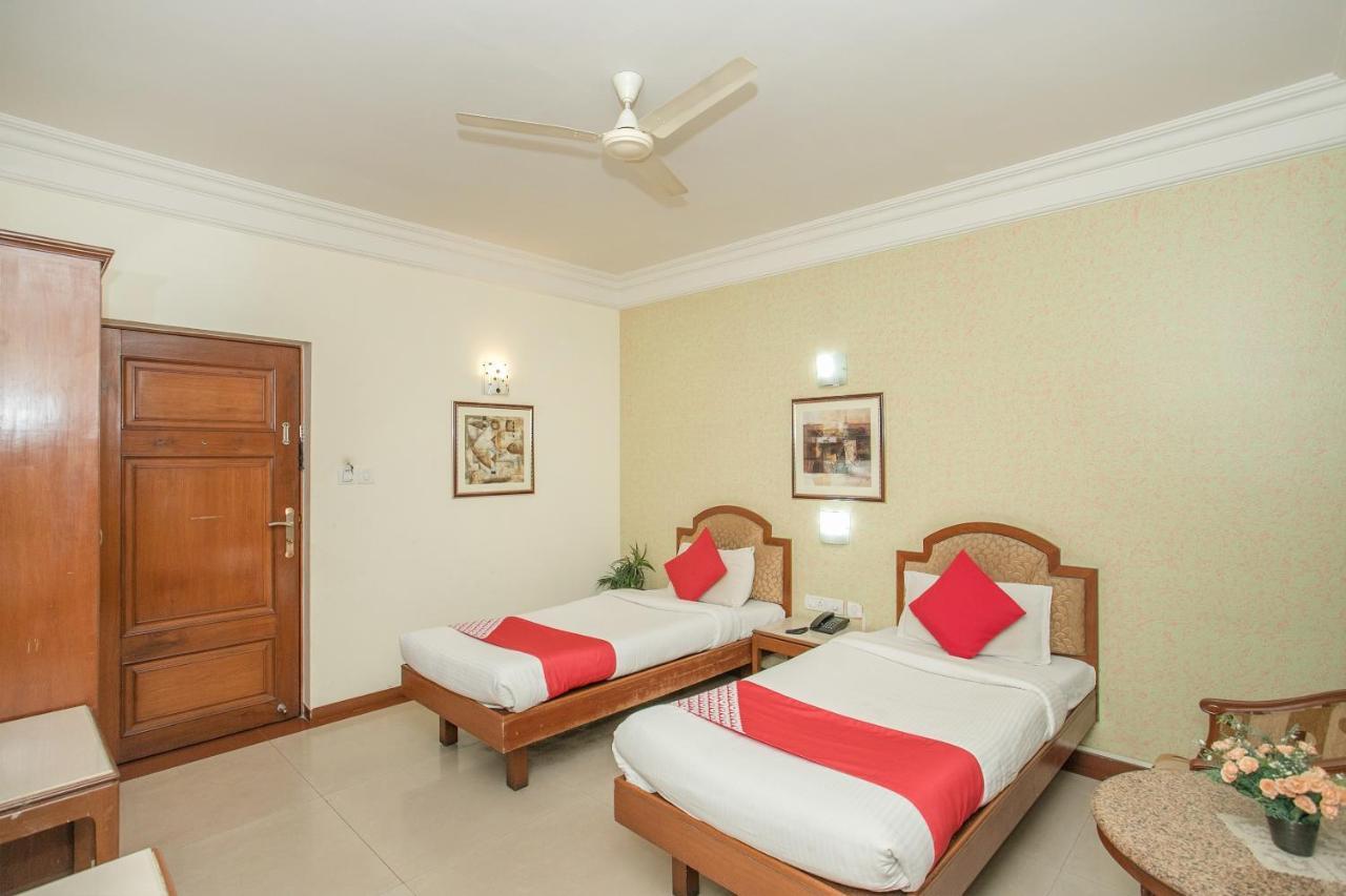 Oyo 579 Hotel Aab Bangalore Exterior photo