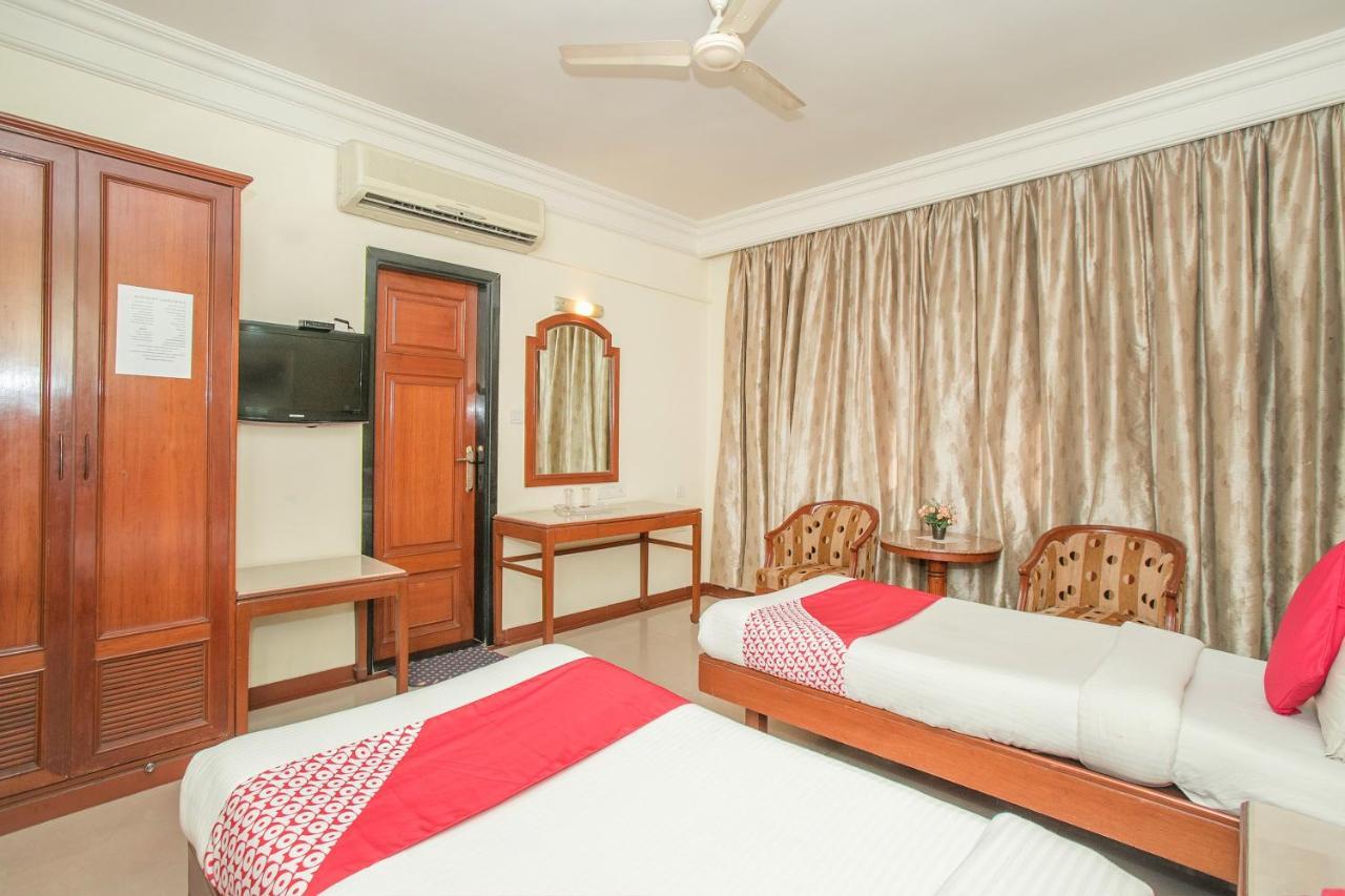 Oyo 579 Hotel Aab Bangalore Exterior photo