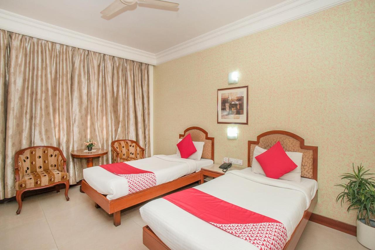 Oyo 579 Hotel Aab Bangalore Exterior photo