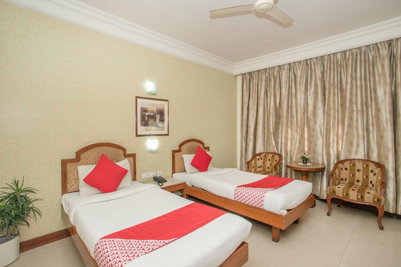 Oyo 579 Hotel Aab Bangalore Exterior photo