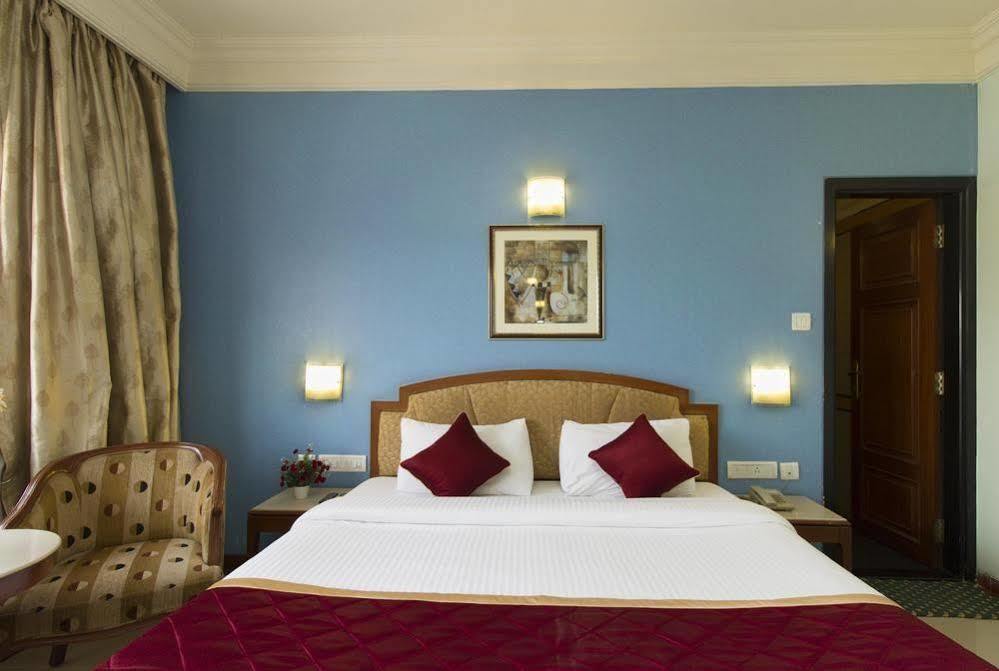 Oyo 579 Hotel Aab Bangalore Exterior photo